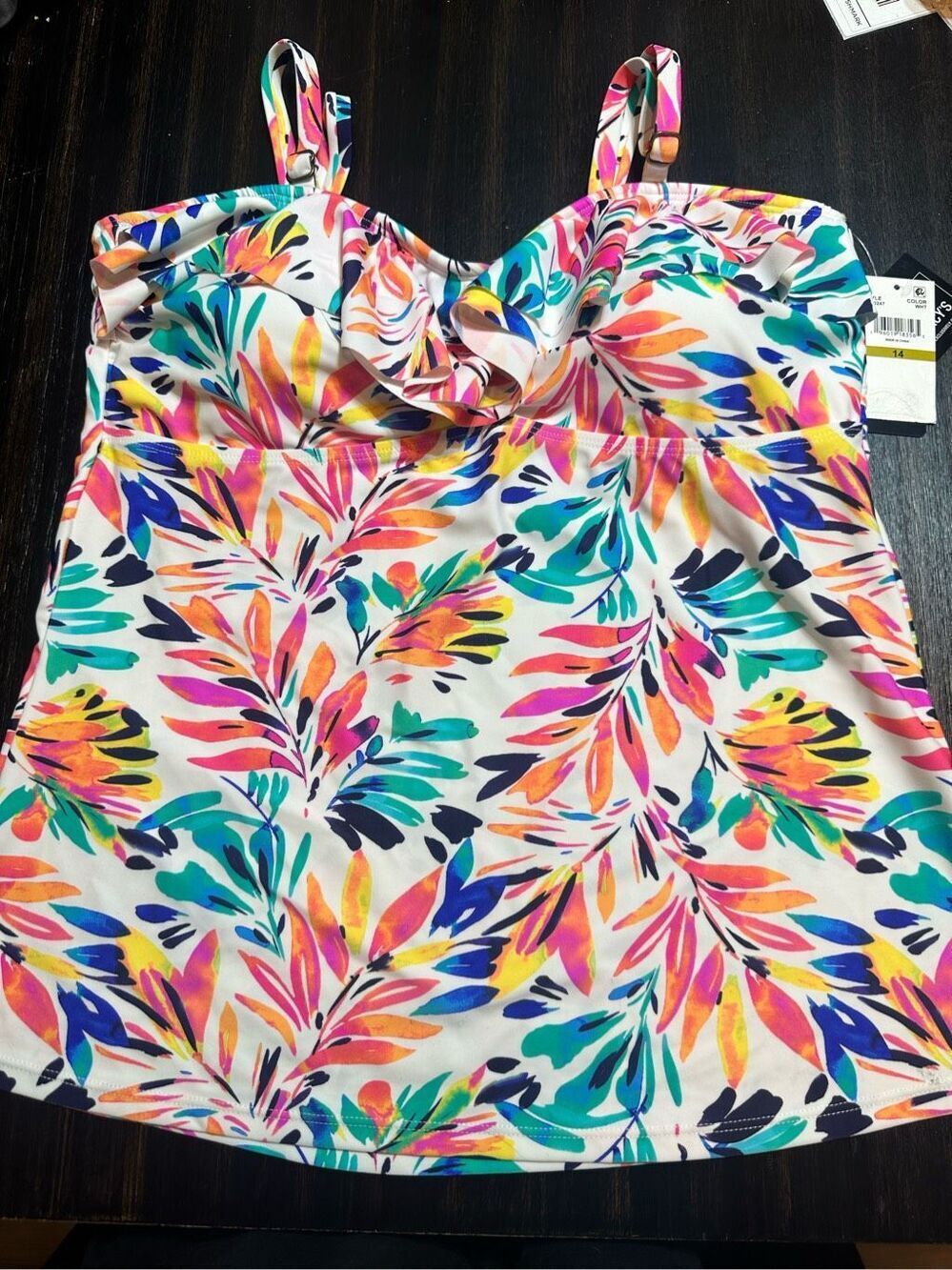 Island Escape NWT size 14 white floral tankini top